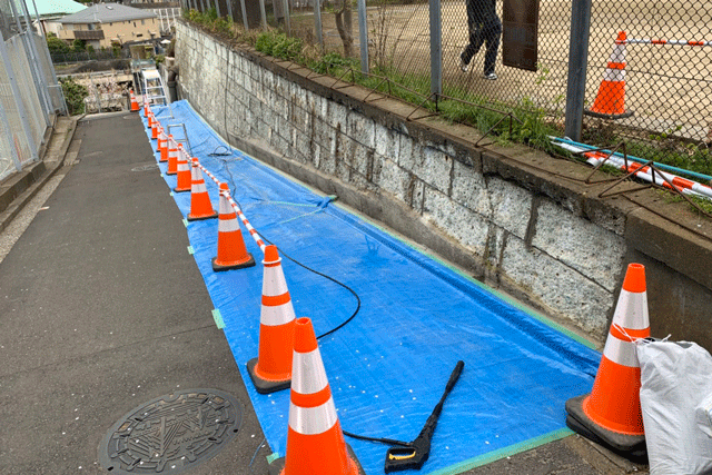 学校の古い擁壁補修工事